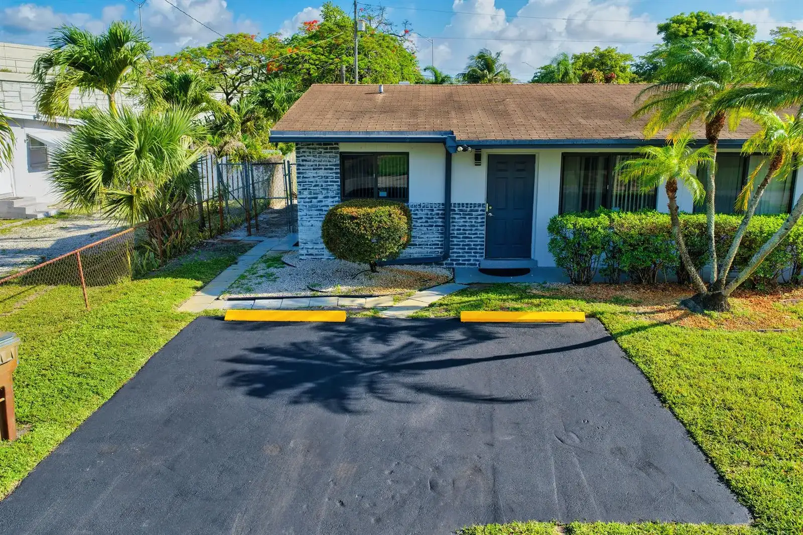 837 NW 41st Street # b, Oakland Park FL 33309 photo 3