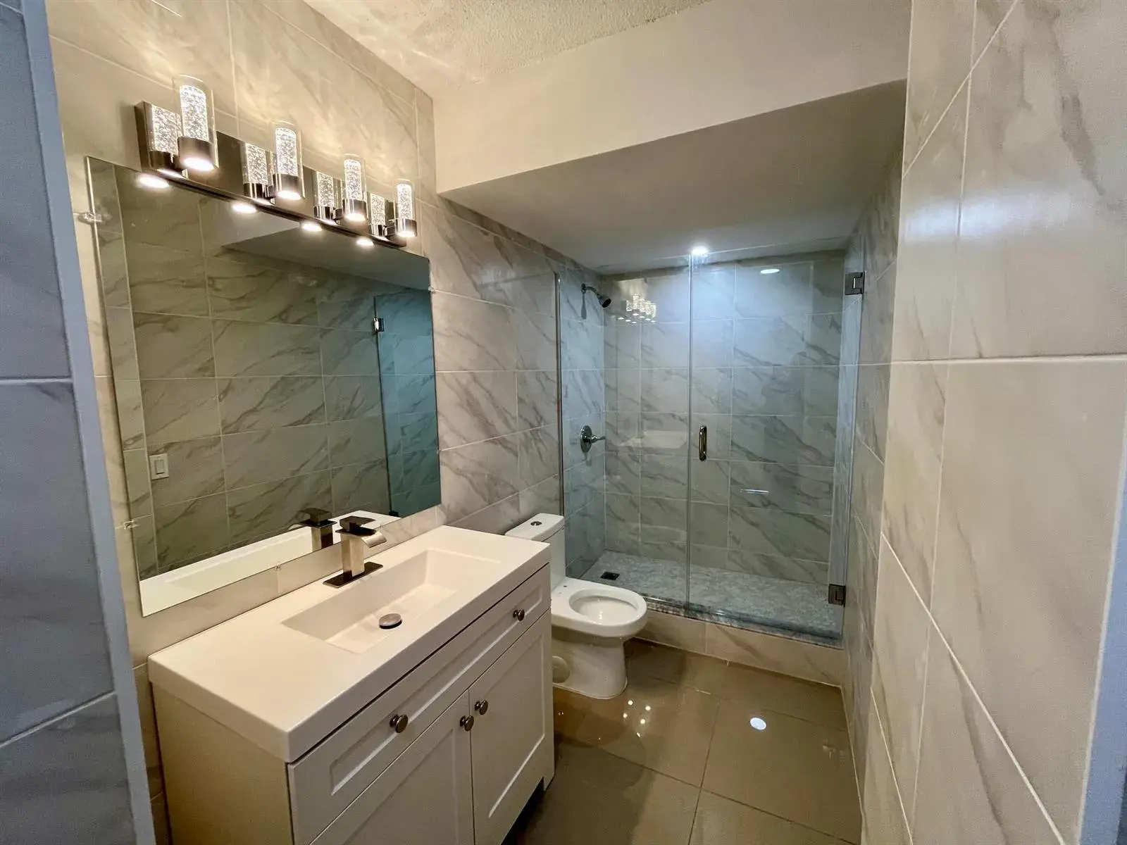1801 S Ocean Drive # 633, Hallandale Beach FL 33009