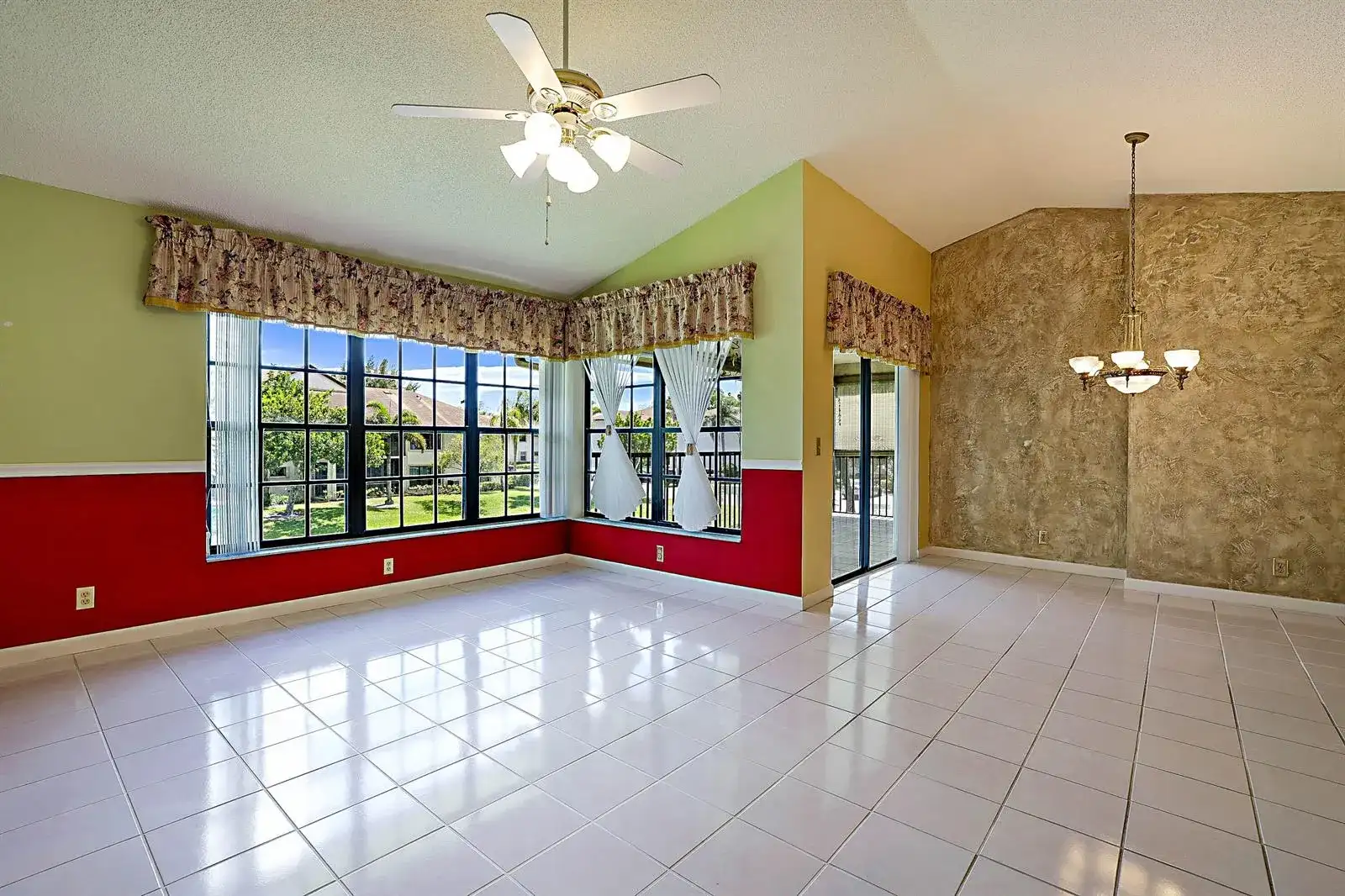 3283 Jog Park Drive, FL 33467 photo 4