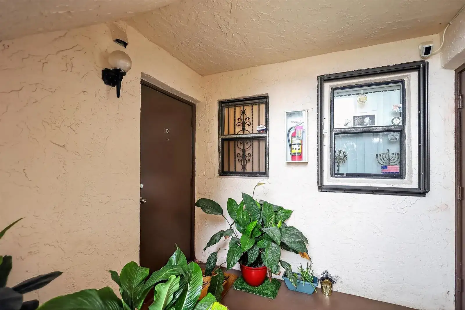 20805 NE 8th Court # 21, Miami FL 33179 photo 2
