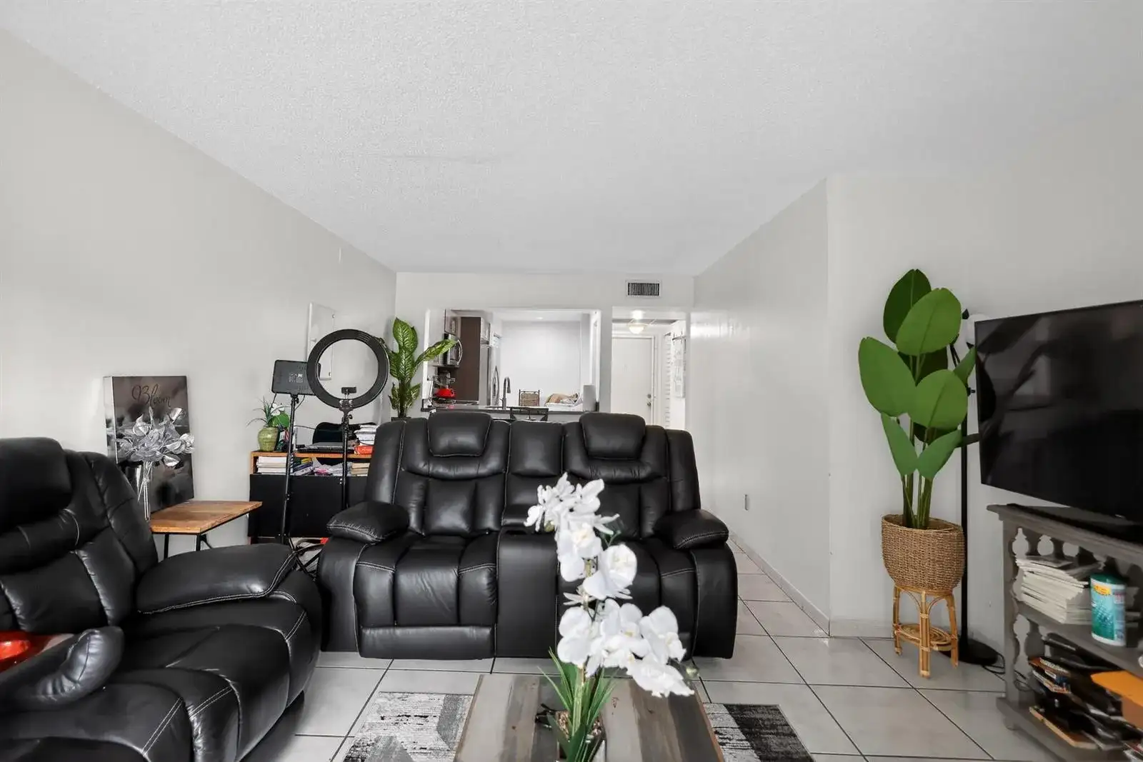 20805 NE 8th Court # 21, Miami FL 33179 photo 4