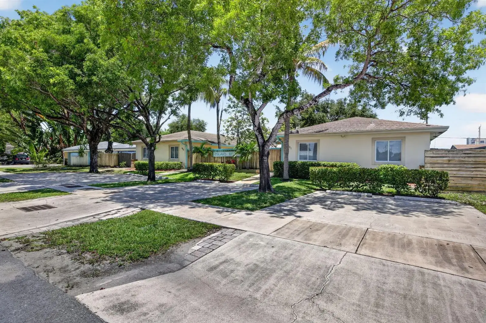 305 SW 16th Street, Fort Lauderdale FL 33315 photo 4