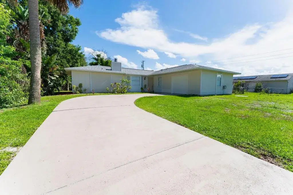 1242 SW Parma Avenue, Port St. Lucie FL 34953 photo 3