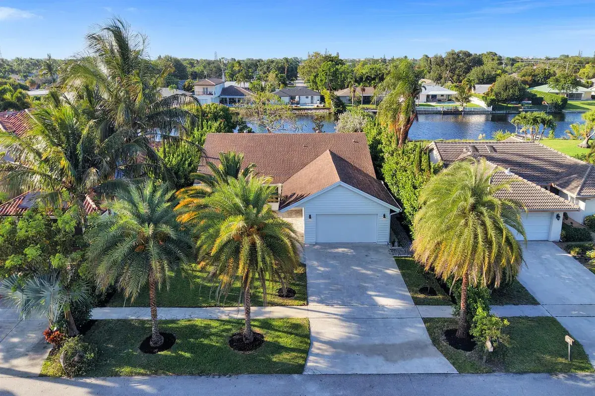 271 Oregon Lane, Boca Raton FL 33487