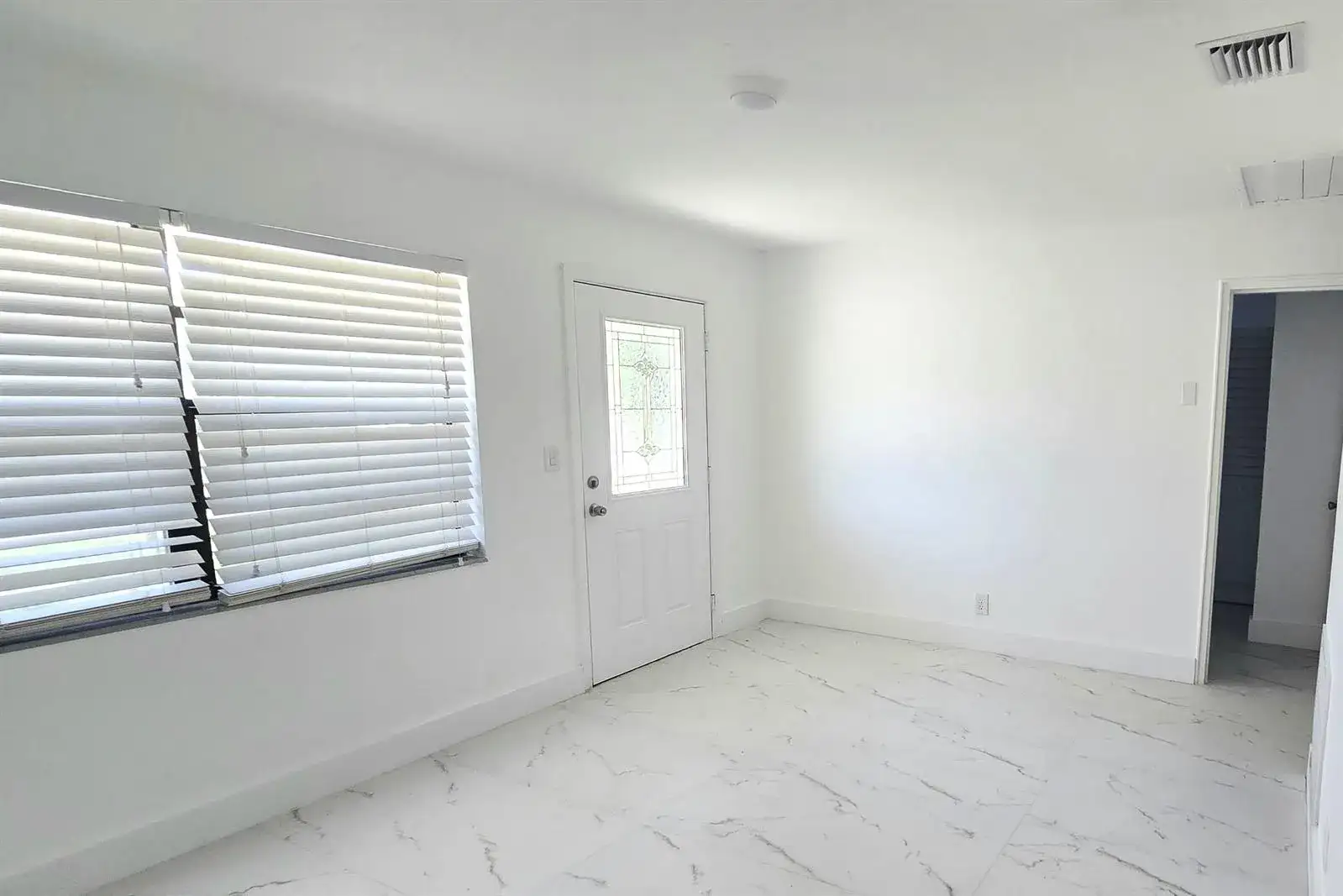 2849 NE 13th Avenue, Pompano Beach FL 33064 photo 2