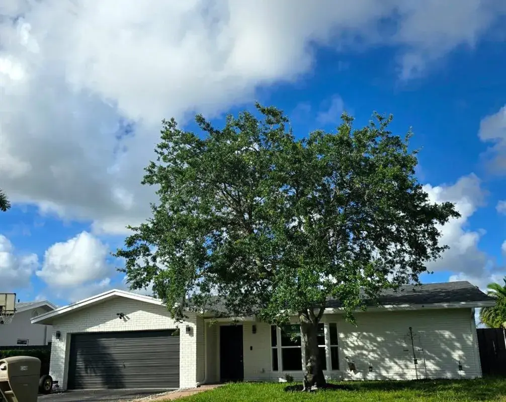 6340 NW 32nd Avenue, Fort Lauderdale FL 33309