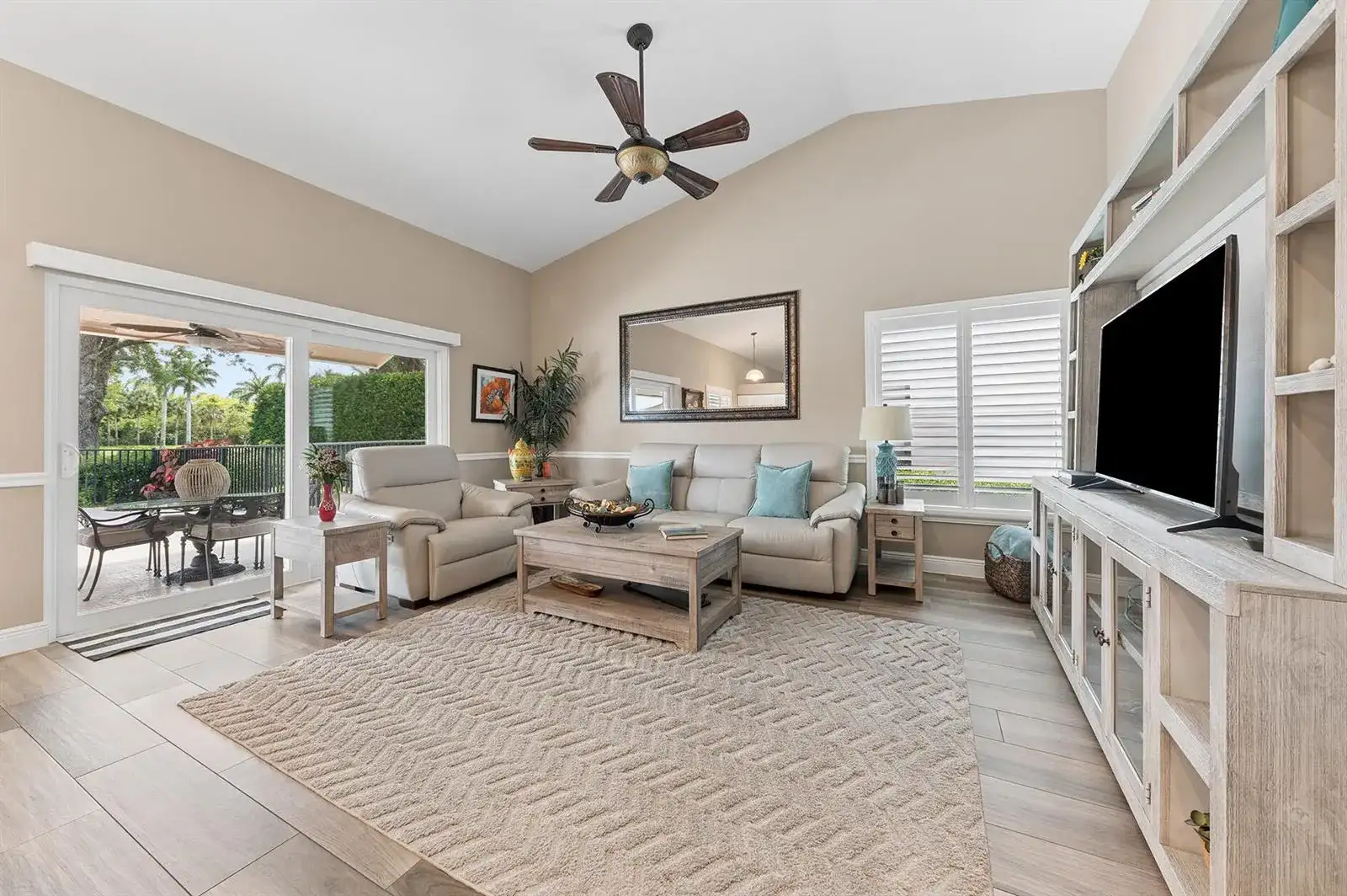 8658 Vista Greens Court, Lake Worth FL 33467 photo 4
