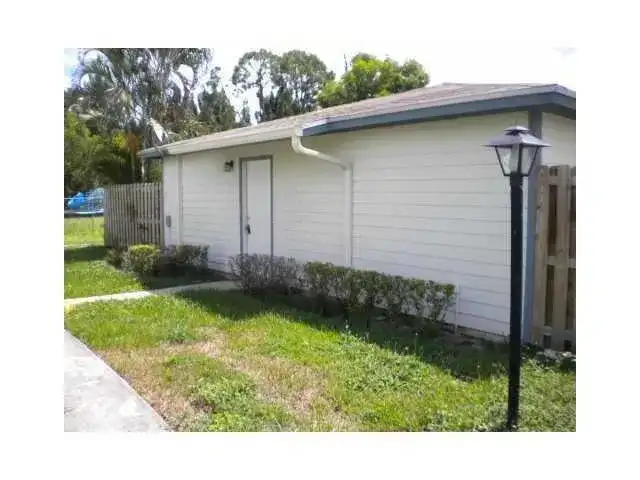 1854 My Place Lane, West Palm Beach FL 33417