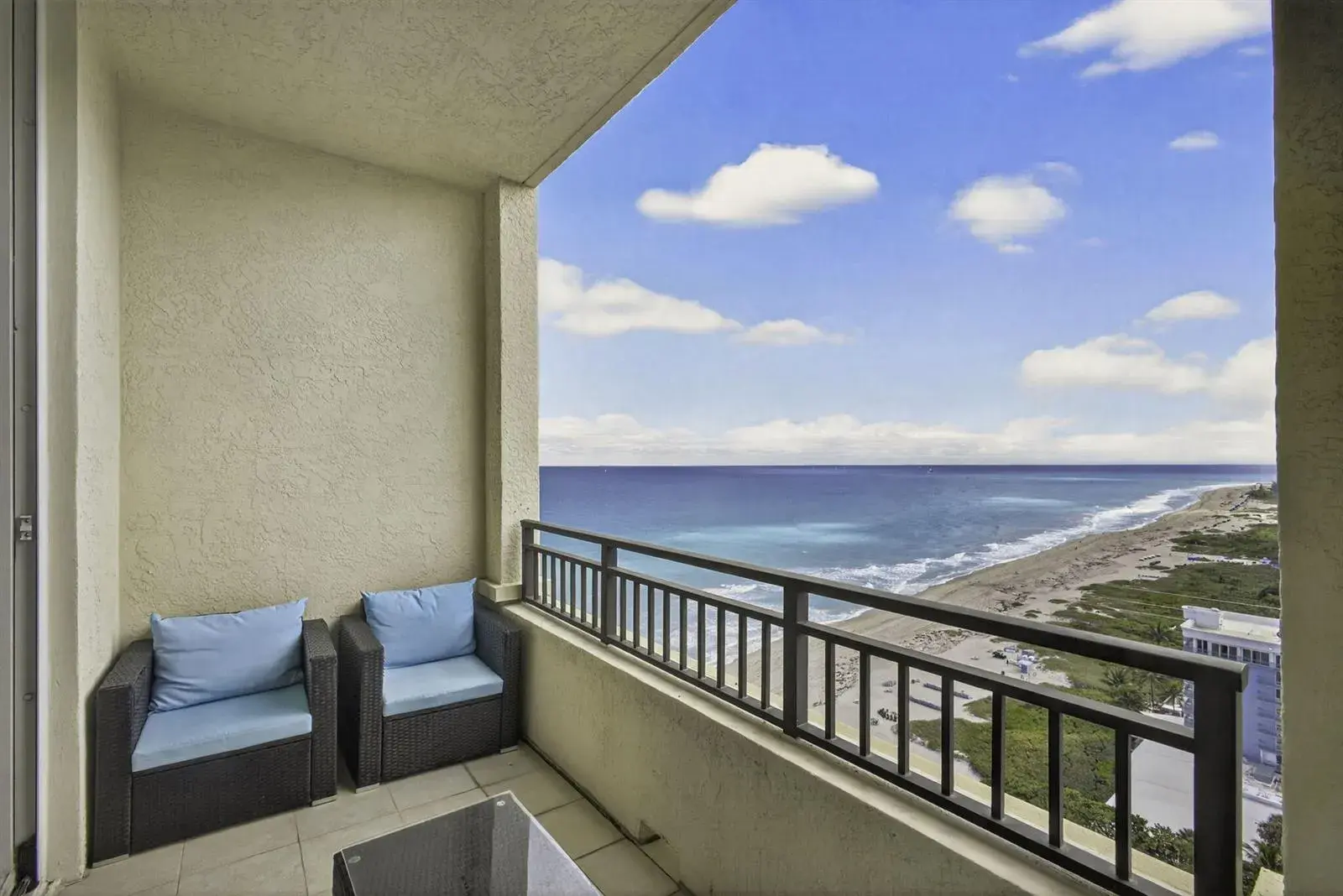 3800 N Ocean Drive # 2050, Singer Island FL 33404