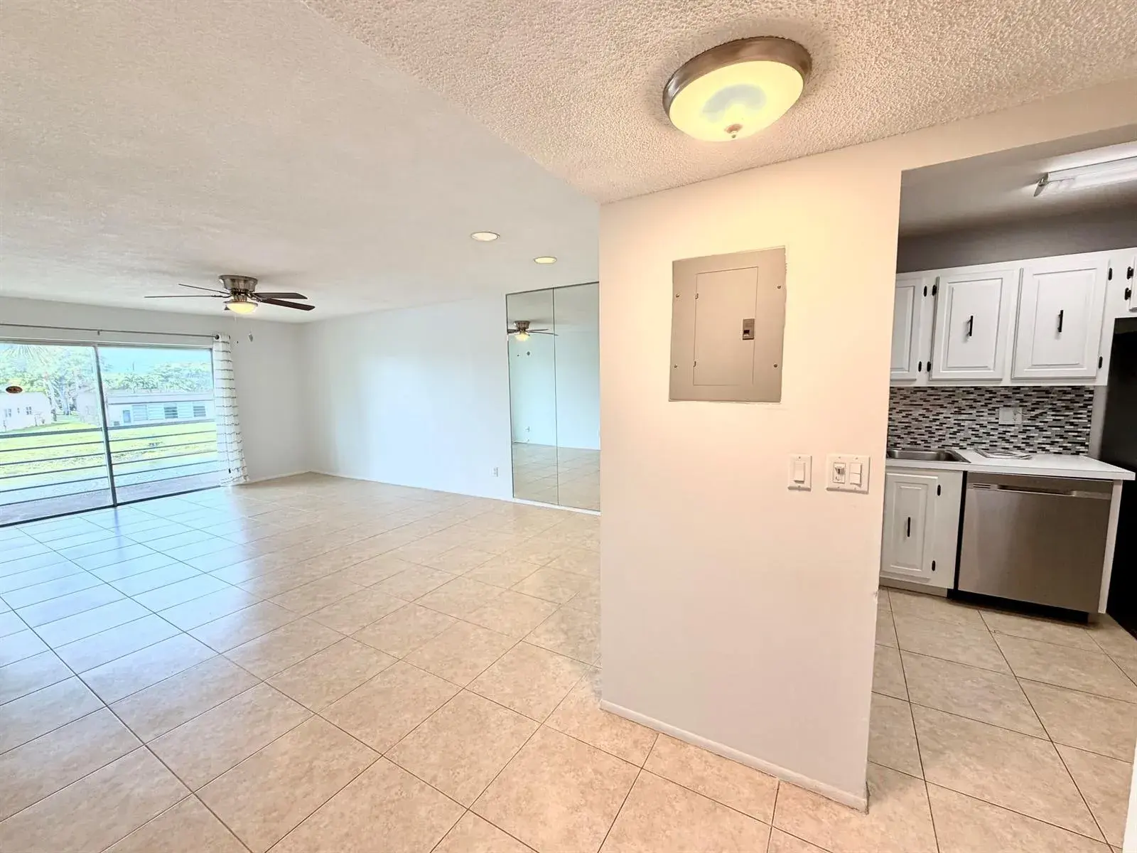 120 Lake Evelyn Drive, West Palm Beach FL 33411