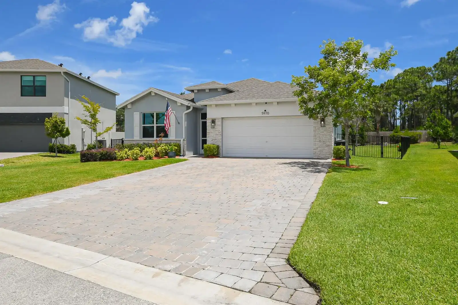 5970 SE Skyblue Circle, Stuart FL 34997 photo 3