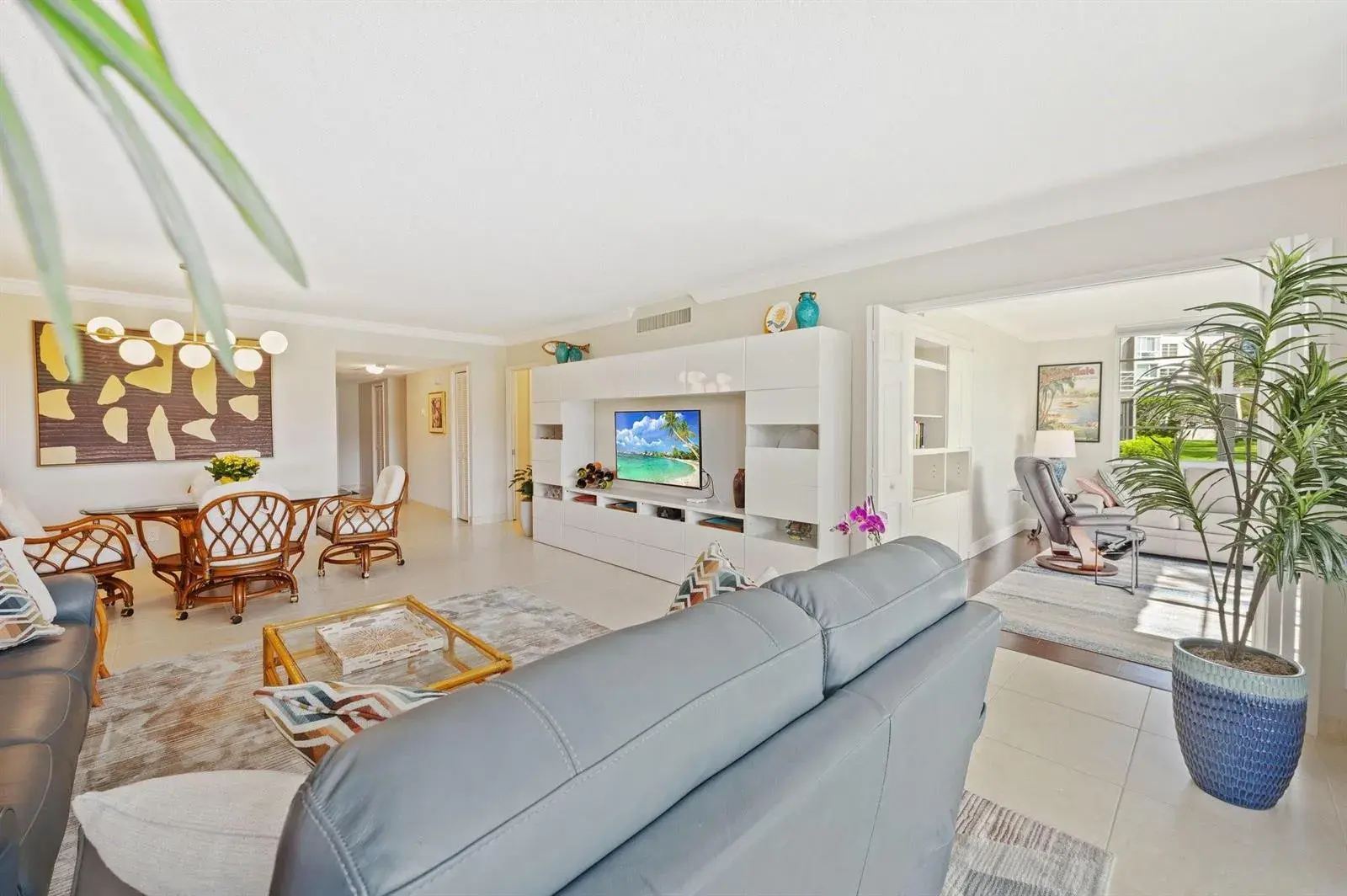 3700 Oaks Clubhouse Drive # 106, Pompano Beach FL 33069