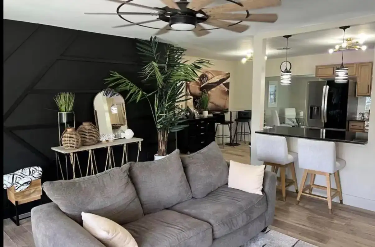 511 SE 5th Street SE, Pompano Beach FL 33060 photo 2