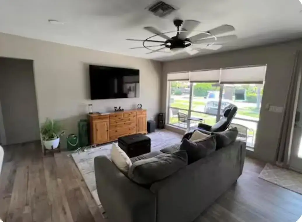 511 SE 5th Street SE, Pompano Beach FL 33060 photo 4