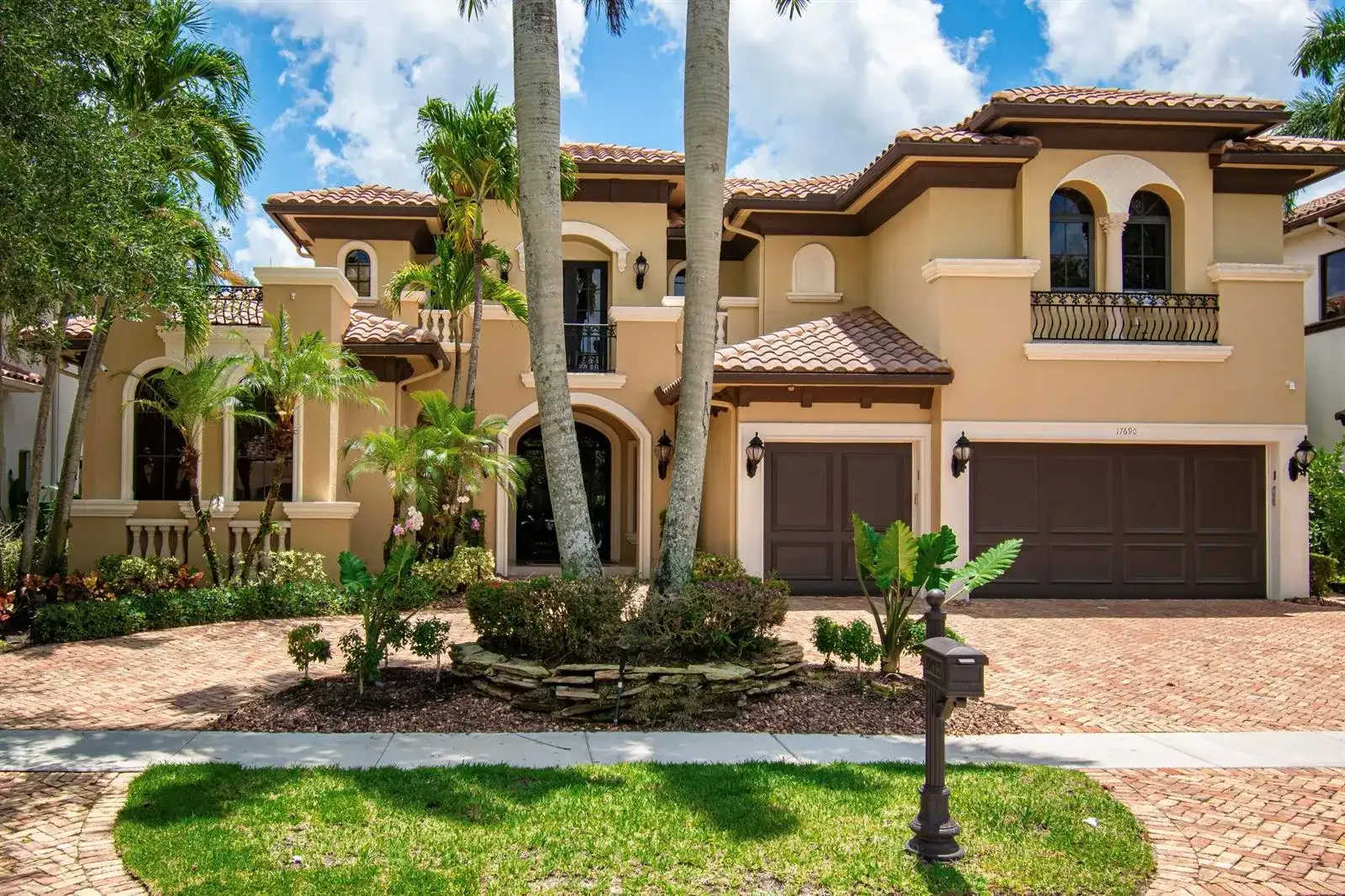 17690 Middlebrook Way, Boca Raton FL 33496 photo 2