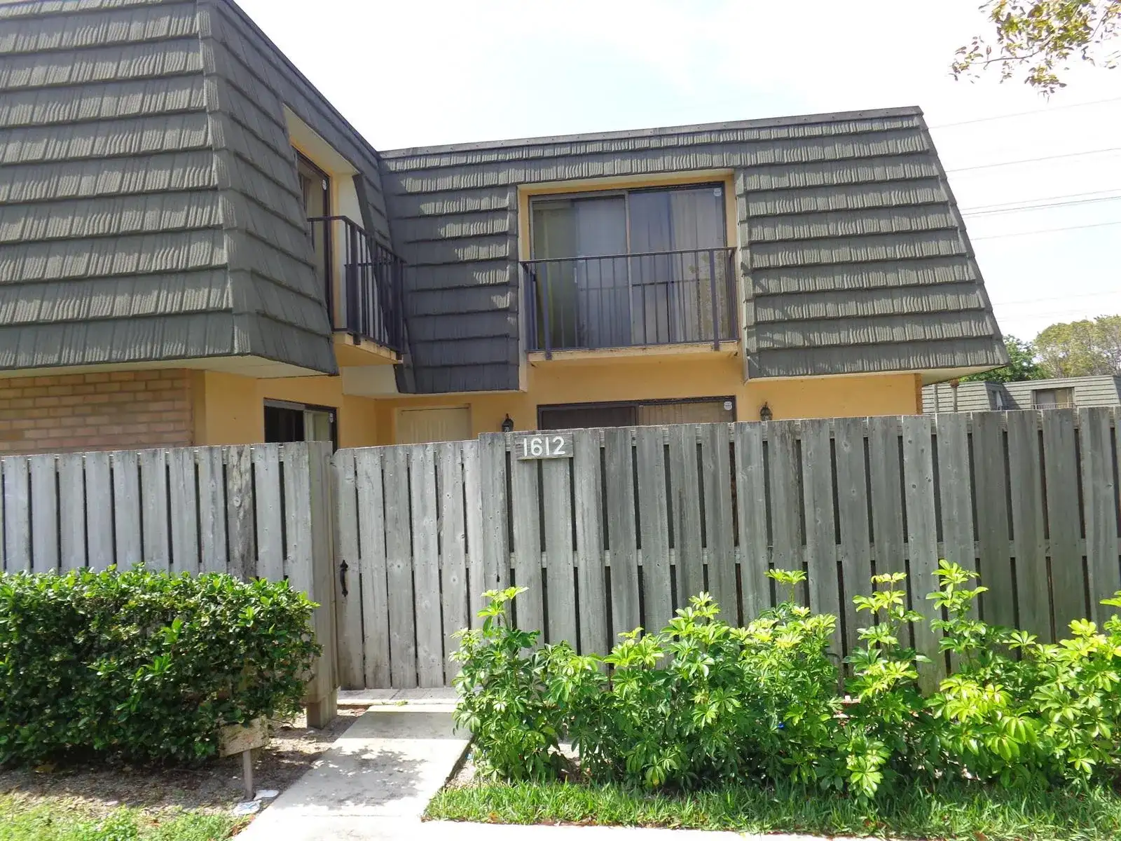 1612 16th Way # 1612, West Palm Beach FL 33407 photo 2