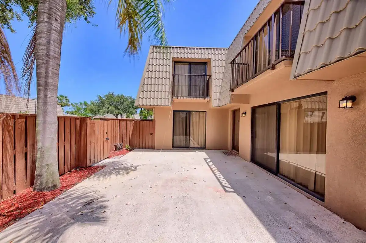 5731 57th Way # 42a, West Palm Beach FL 33409 photo 4