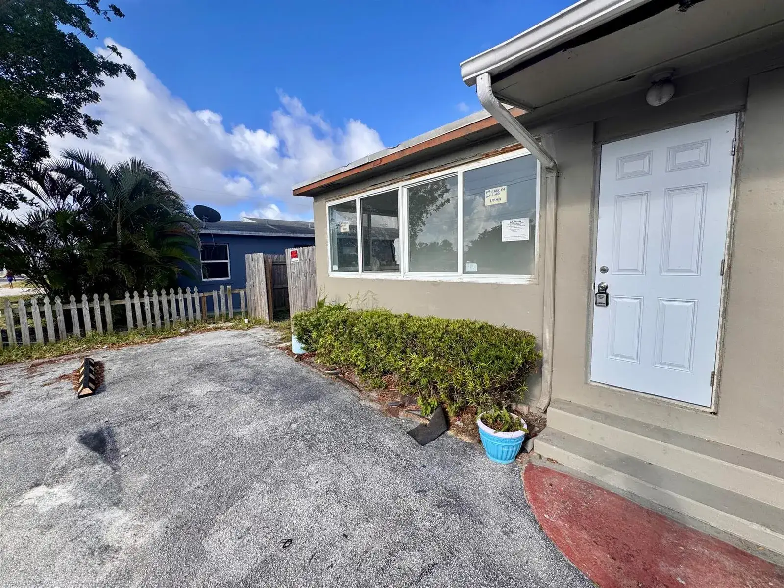 2513 Avenue E, Riviera Beach FL 33404