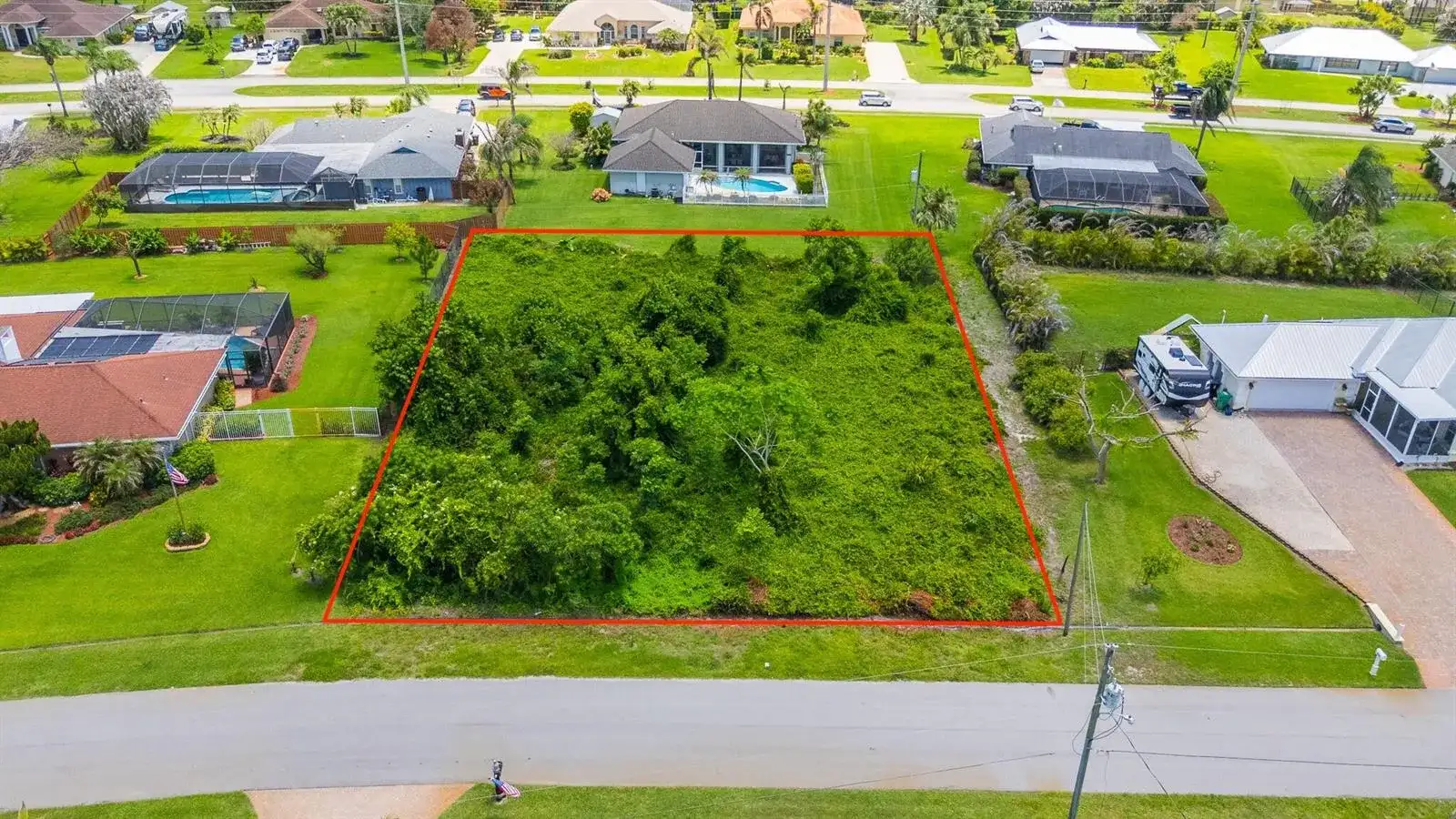 2012 SE Giffen Avenue, Port St. Lucie FL 34952 photo 2