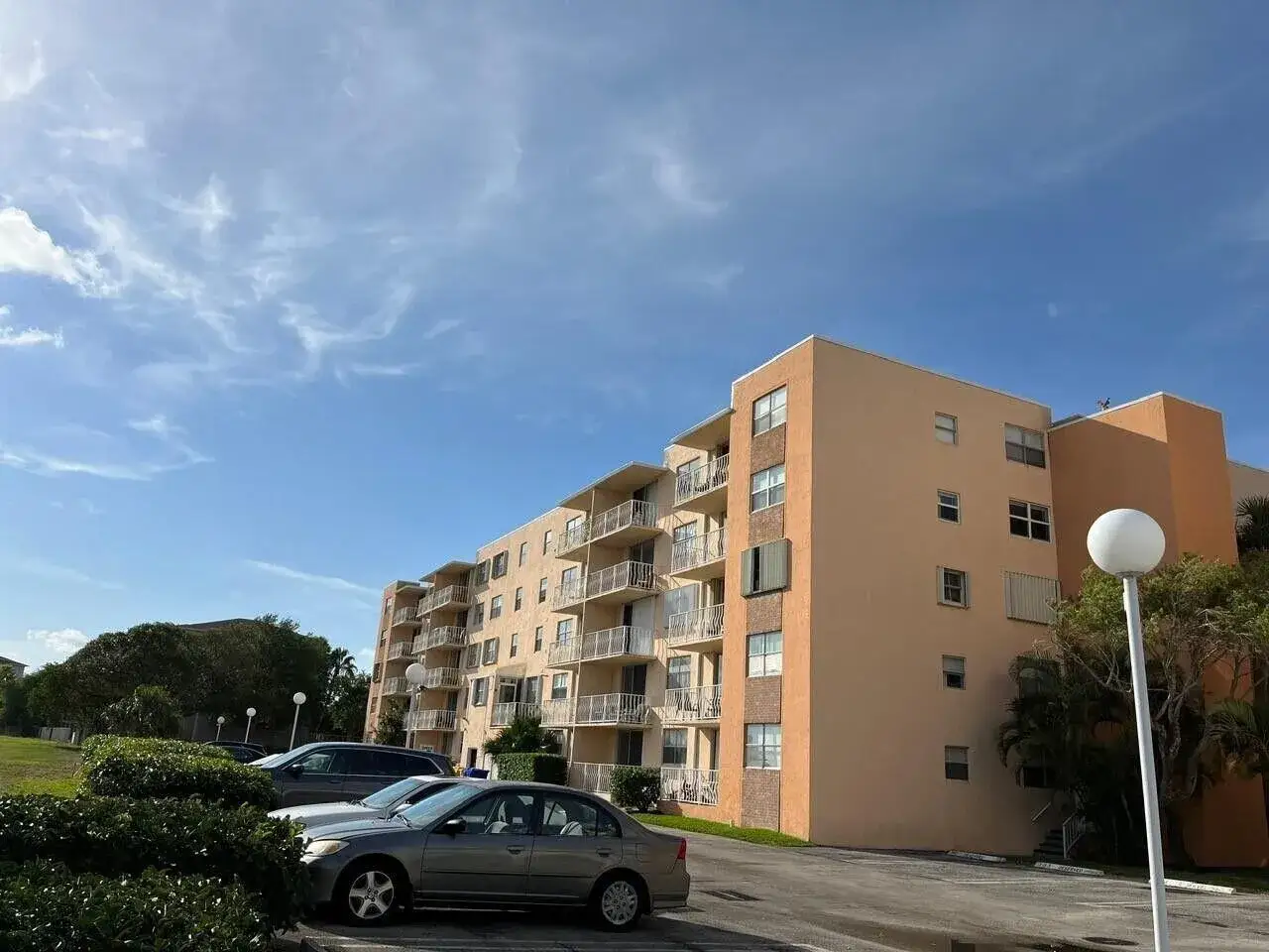 480 Executive Center Drive # 4a, West Palm Beach FL 33401