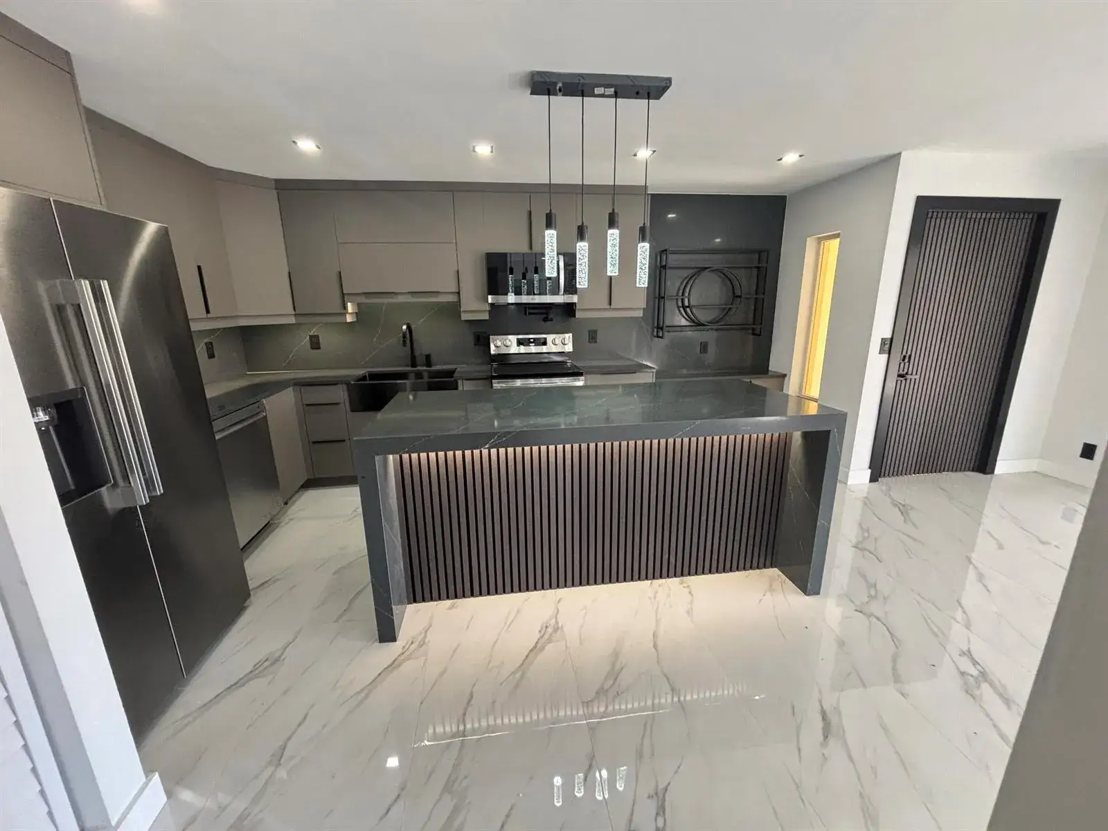4695 Sable Pine Circle # C2, West Palm Beach FL 33417