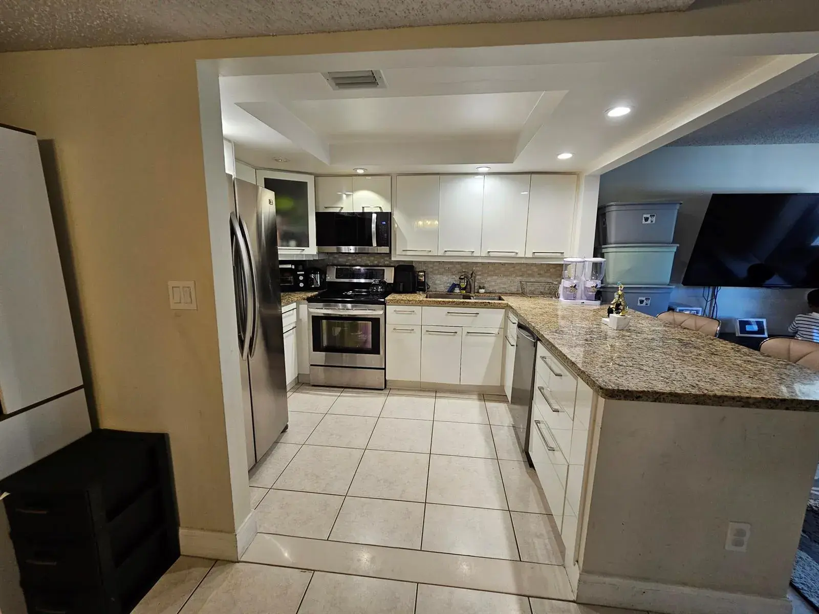 2617 N 40th Avenue, Hollywood FL 33021
