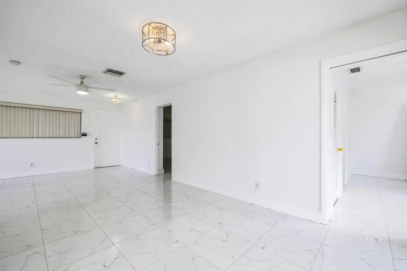 941 Crystal Lake Drive # 207, Deerfield Beach FL 33064 photo 3
