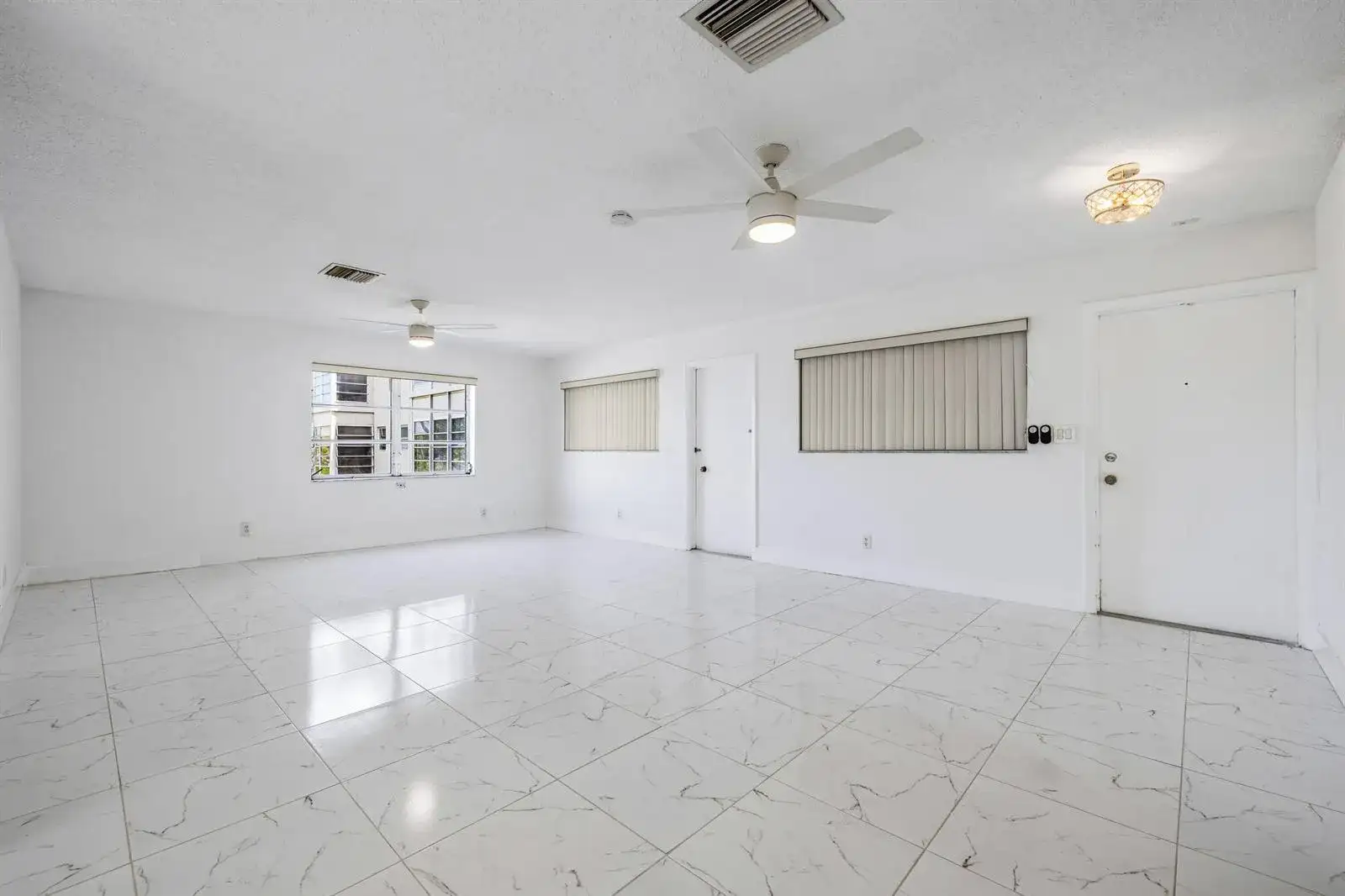 941 Crystal Lake Drive # 207, Deerfield Beach FL 33064 photo 5
