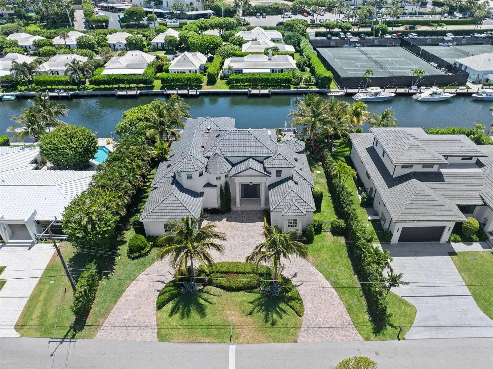 81 S Island Dr, Ocean Ridge FL 33435