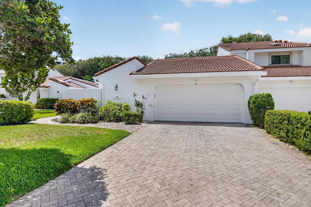 7374 Woodmont Court, Boca Raton FL 33434