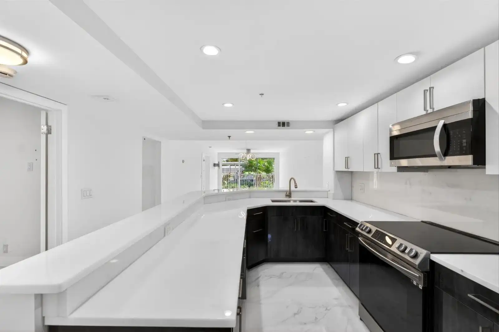 3901 S Flagler Drive # 105, West Palm Beach FL 33405