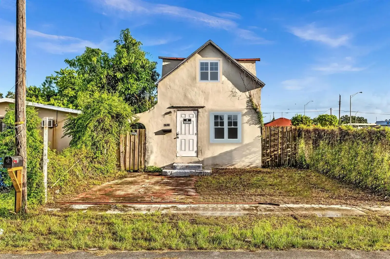 1713 NW 76th Terrace, Miami FL 33147