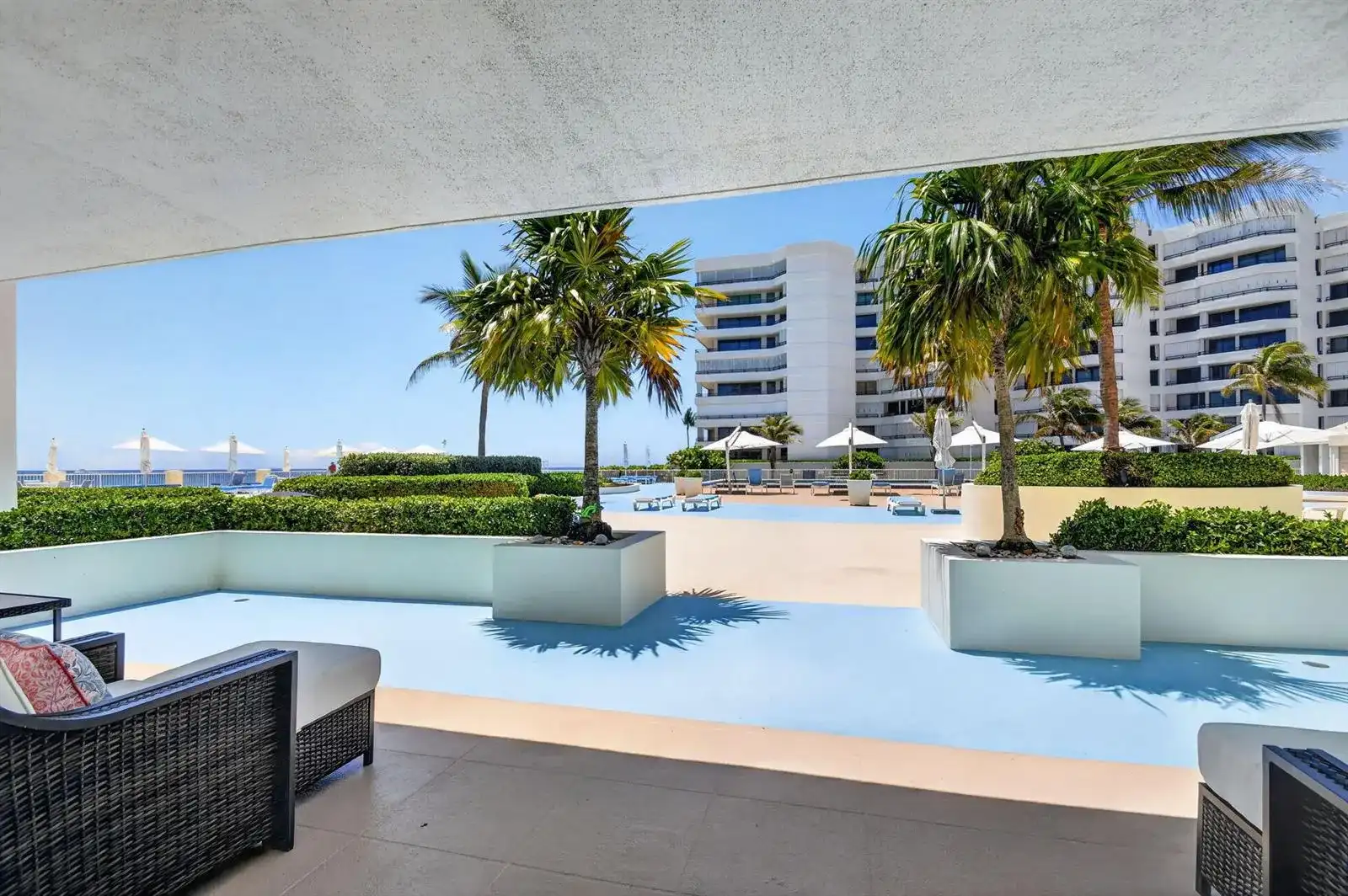 3546 S Ocean Boulevard # 203, South Palm Beach FL 33480