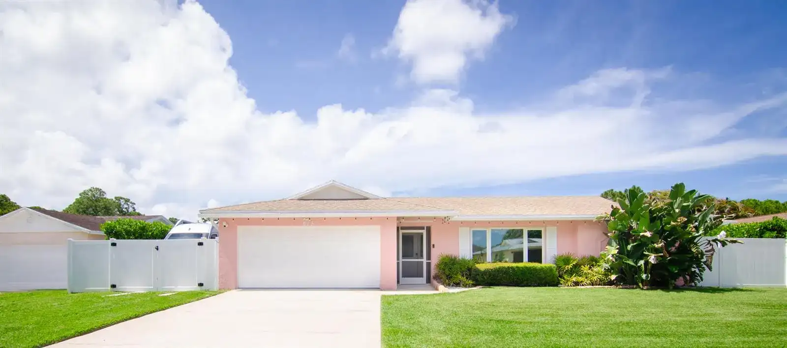 613 Oak Terrace, Jupiter FL 33458