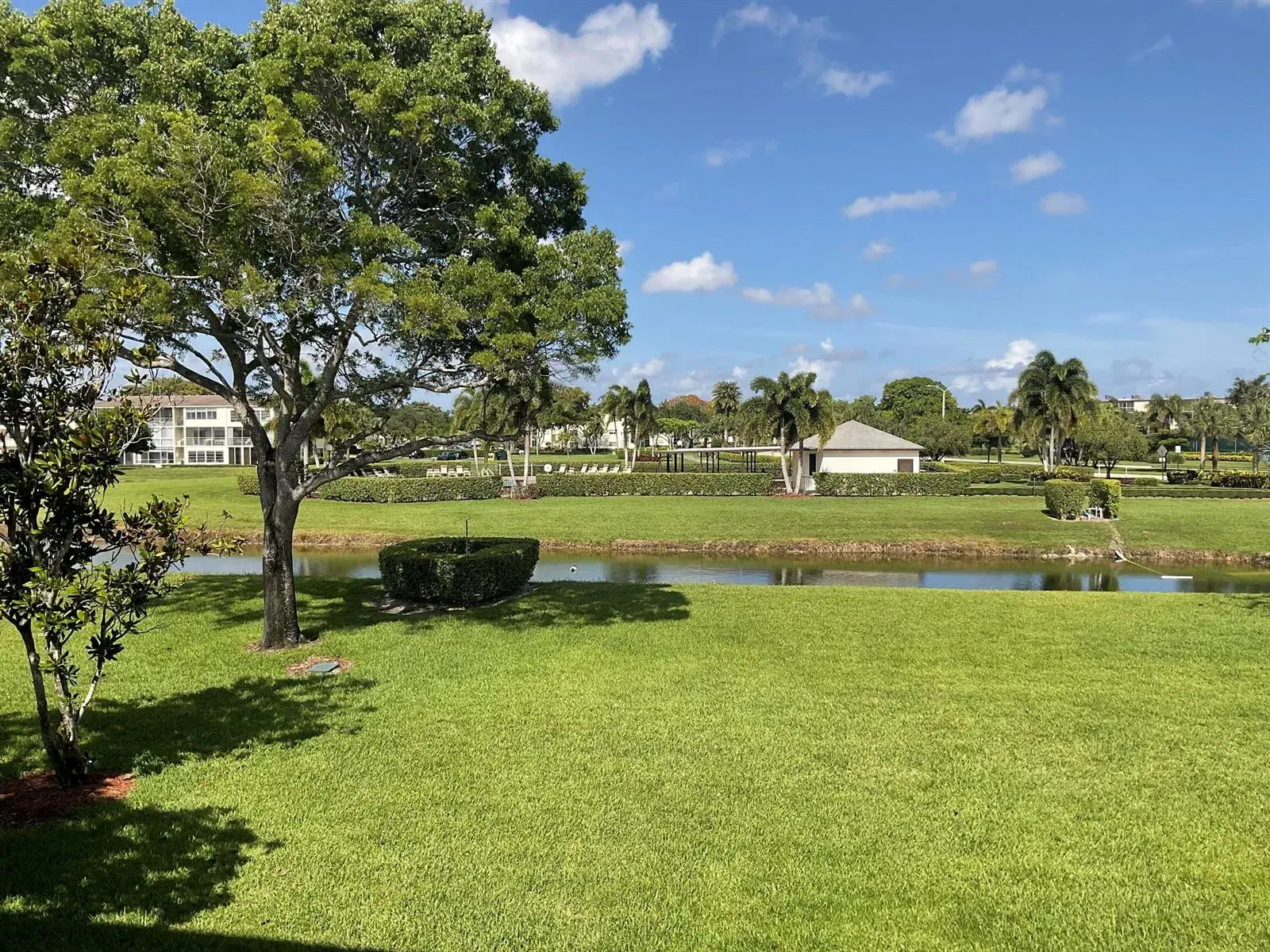 189 E Preston Way, Boca Raton FL 33434 photo 4