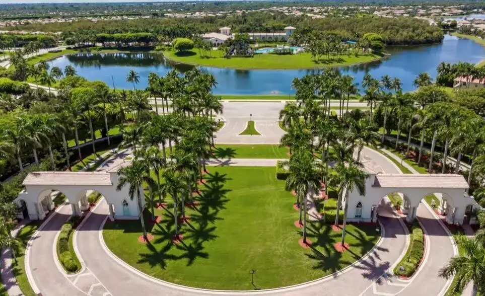 9205 Dupont Place, Wellington FL 33414 photo 3