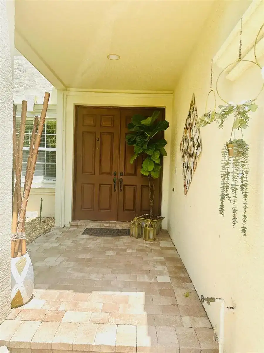 9205 Dupont Place, Wellington FL 33414 photo 5