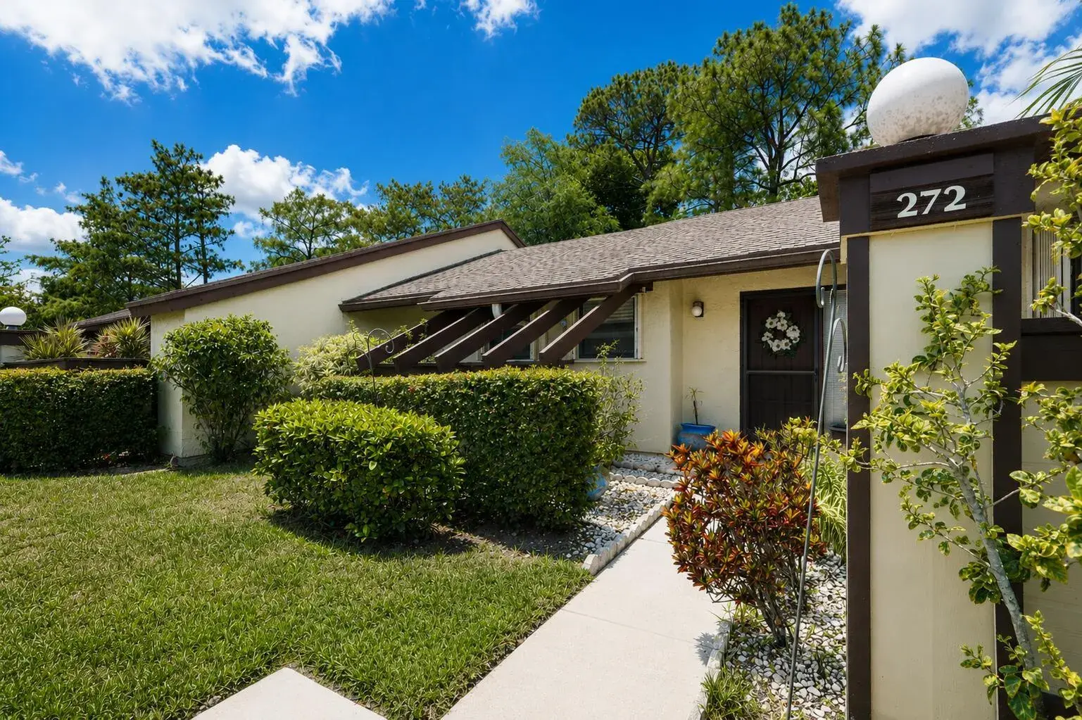 272 Beaver Dam Court, Royal Palm Beach FL 33411