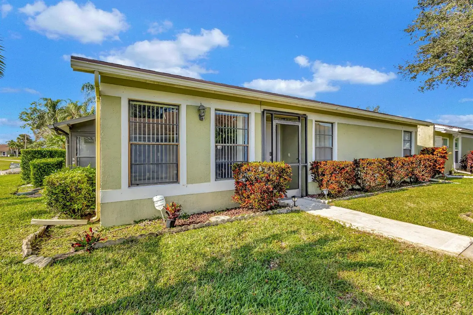 4385 Willow Brook Circle, West Palm Beach FL 33417 photo 2