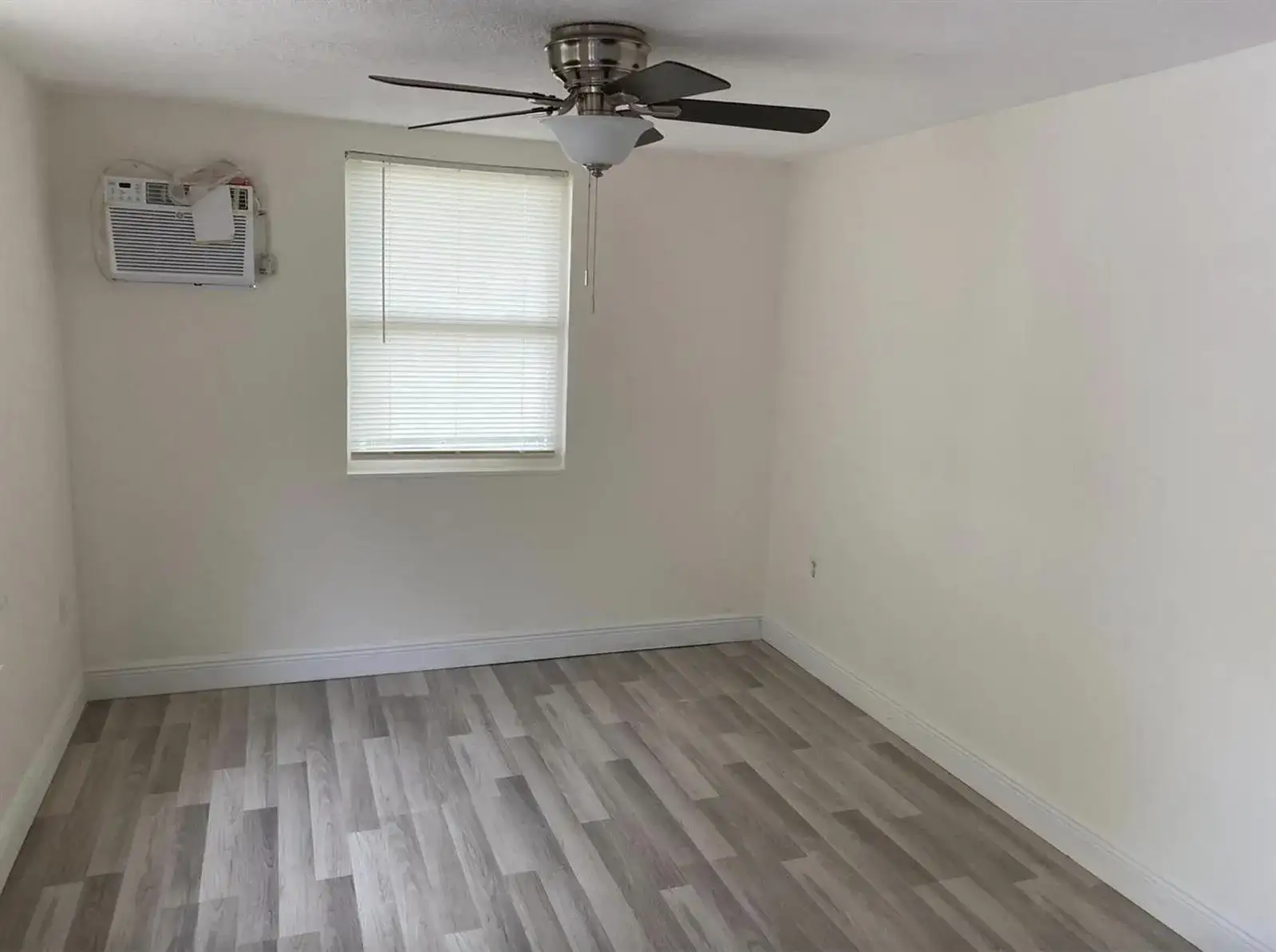 1310 Atlantic Avenue # B, Fort Pierce FL 34950 photo 2