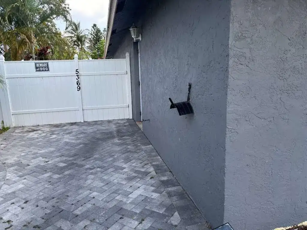 5369 Gene Circle, West Palm Beach FL 33415 photo 4