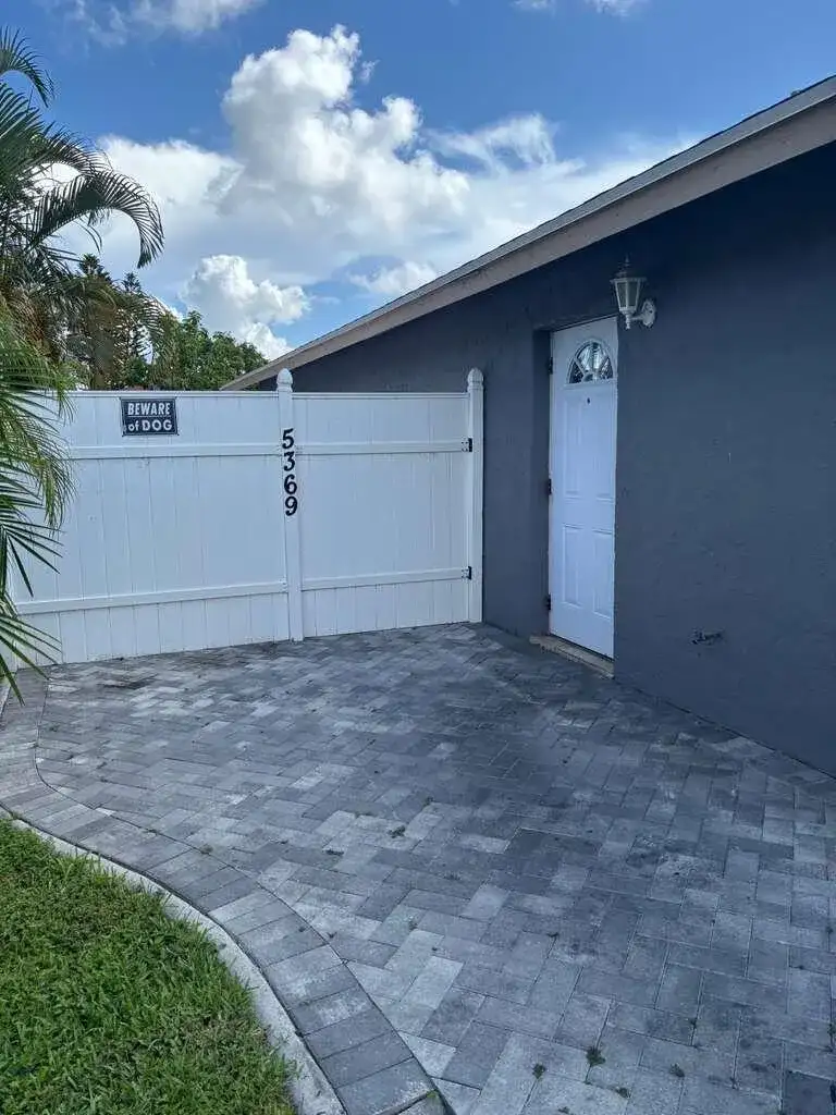5369 Gene Circle, West Palm Beach FL 33415 photo 5