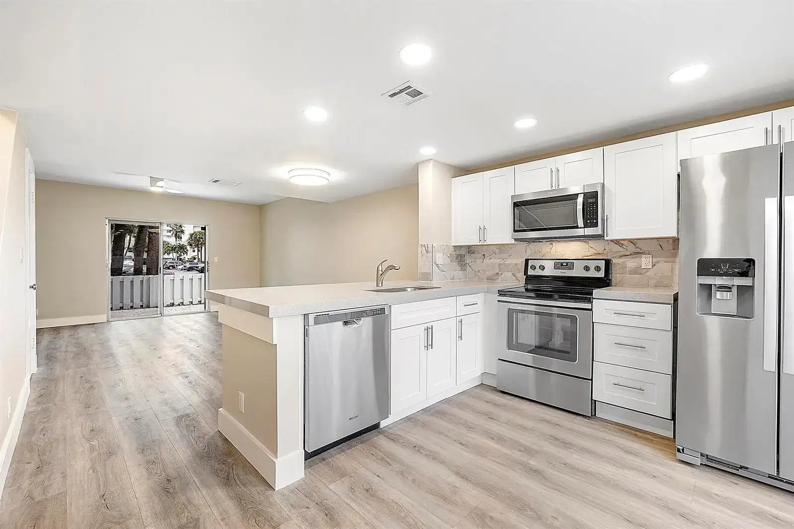 2747 NE 15th Street # 2747, Pompano Beach FL 33062 photo 4