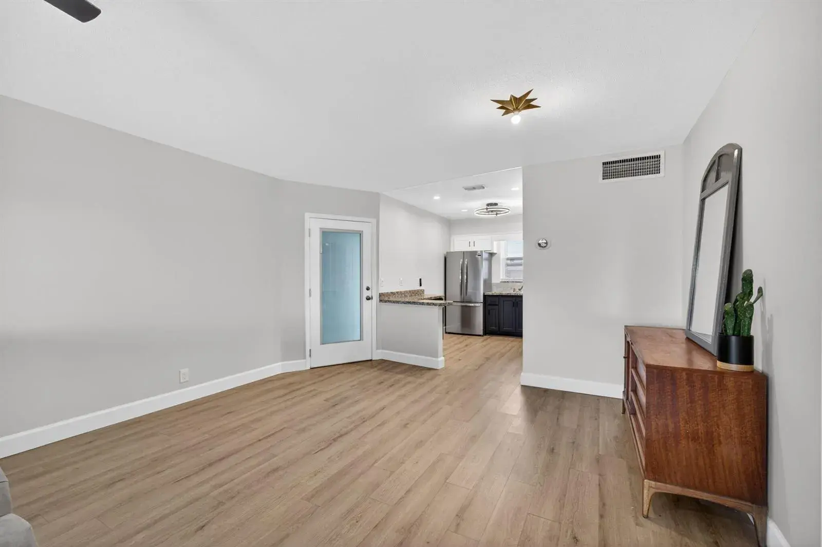 110 Wettaw Lane # 202, North Palm Beach FL 33408