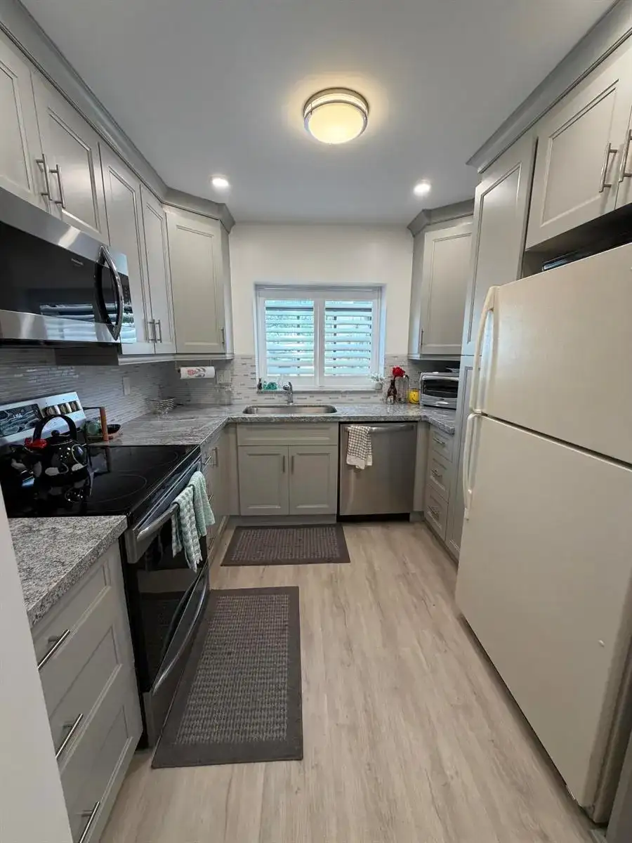 4737 NW 30th Street, Coconut Creek FL 33063 photo 2