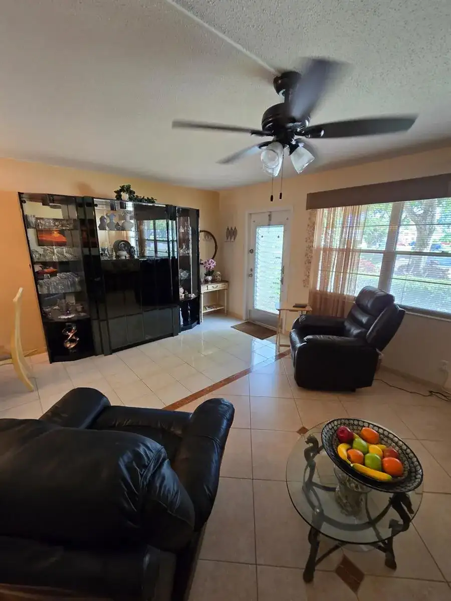 1030 Ashby D # 1030, Deerfield Beach FL 33442 photo 2