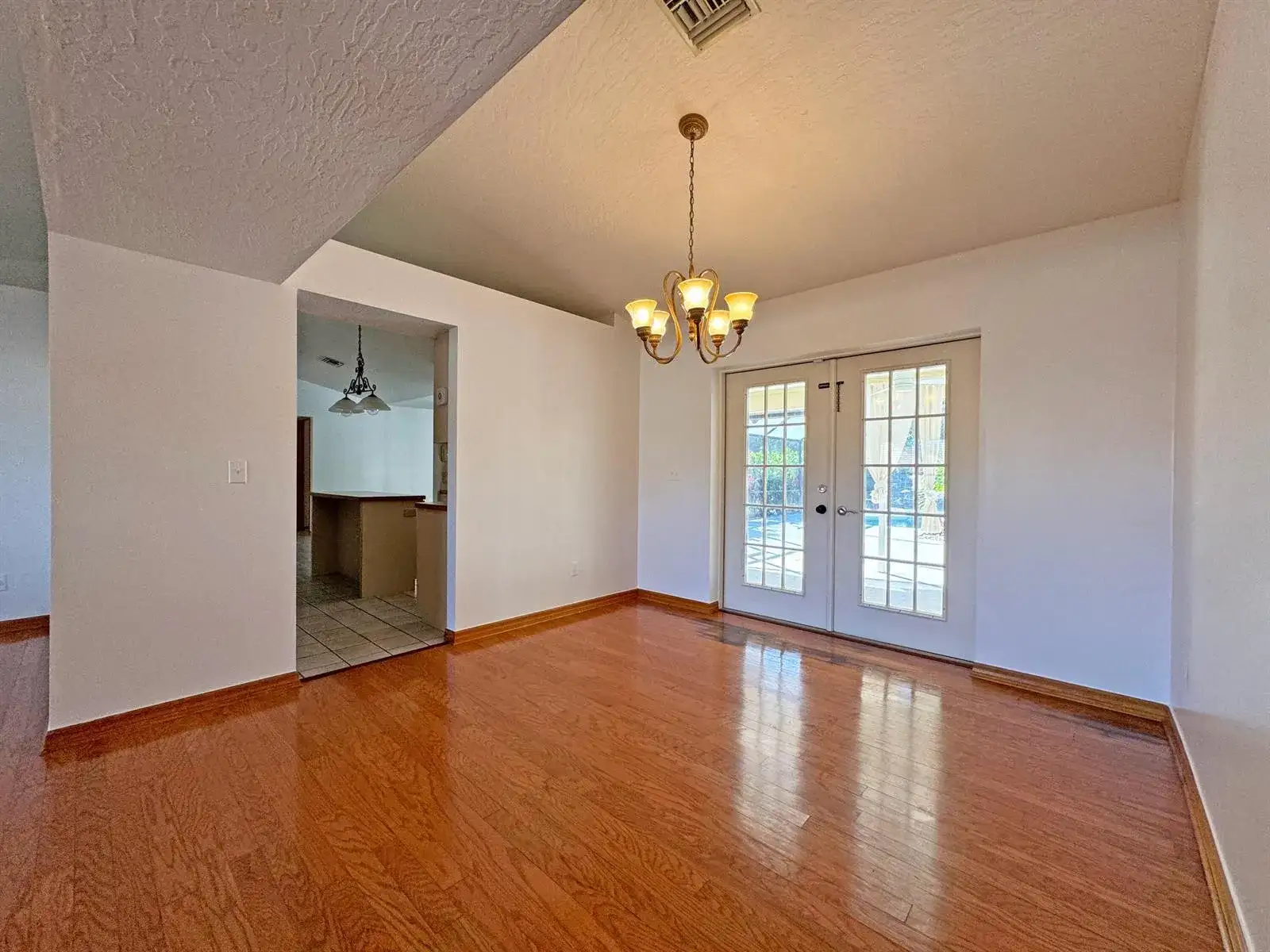 495 11th Court, Vero Beach FL 32962 photo 4