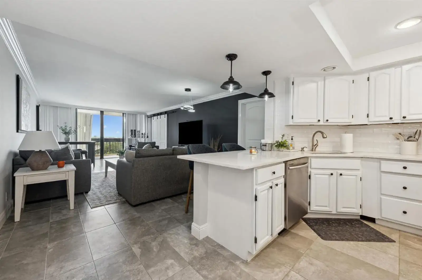 2400 Presidential Way # 1006, West Palm Beach FL 33401 photo 3