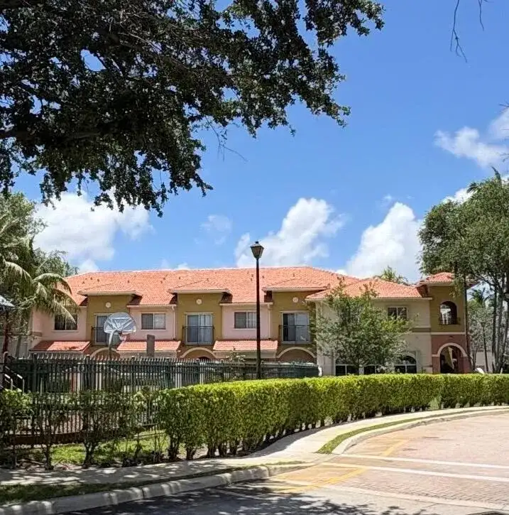 203 S Santa Catalina Circle # 203, North Lauderdale FL 33068 photo 3
