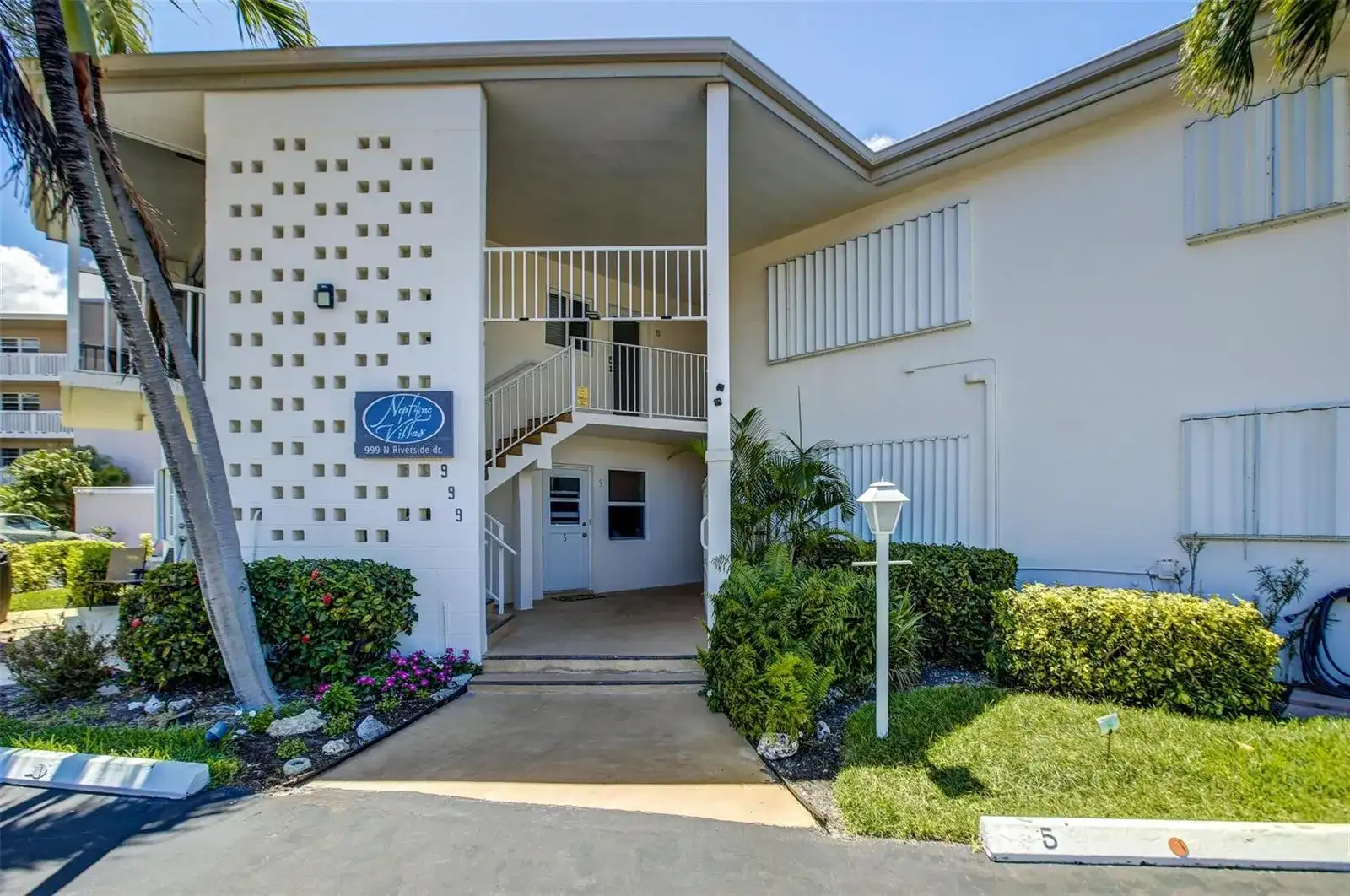 999 N Riverside Drive # 11, Pompano Beach FL 33062 photo 2